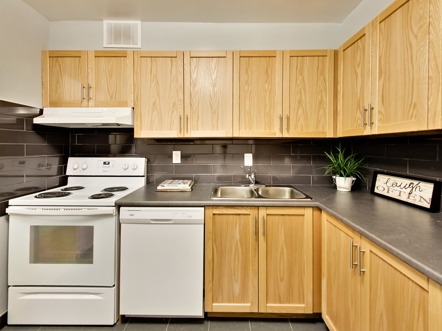 660 Briar Hill - Photo 37