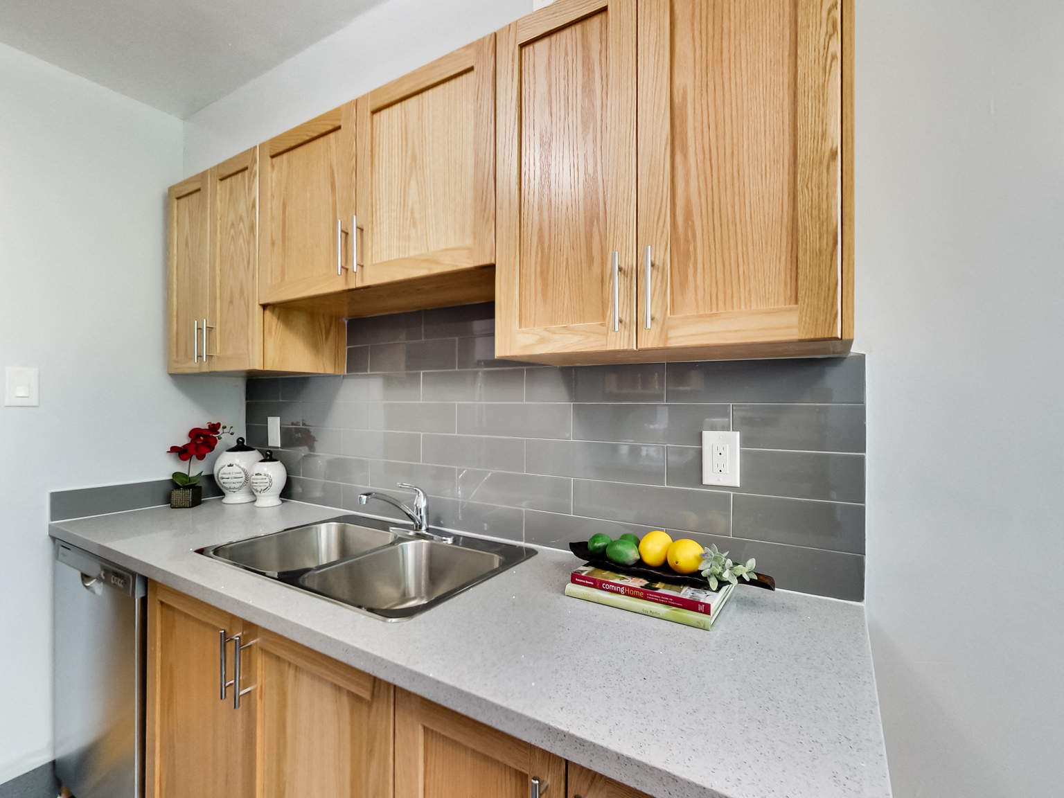 660 Briar Hill - Photo 80
