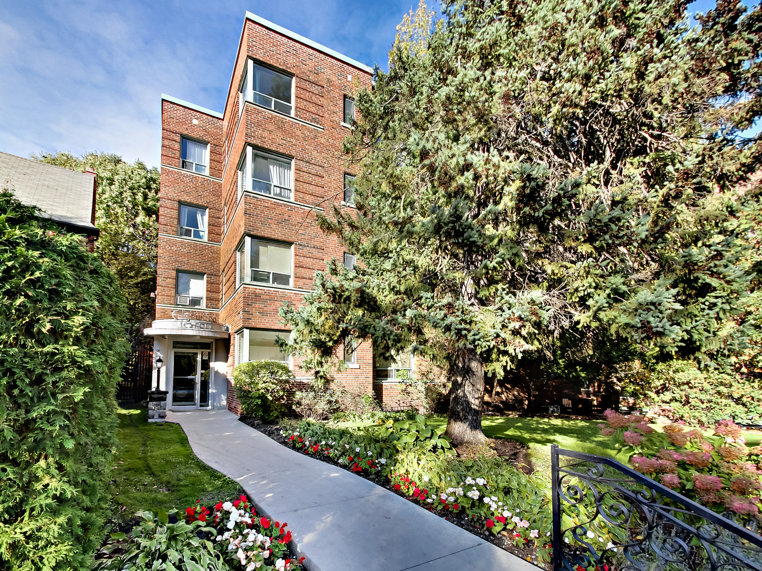 Edgewood Terrace - Photo 6