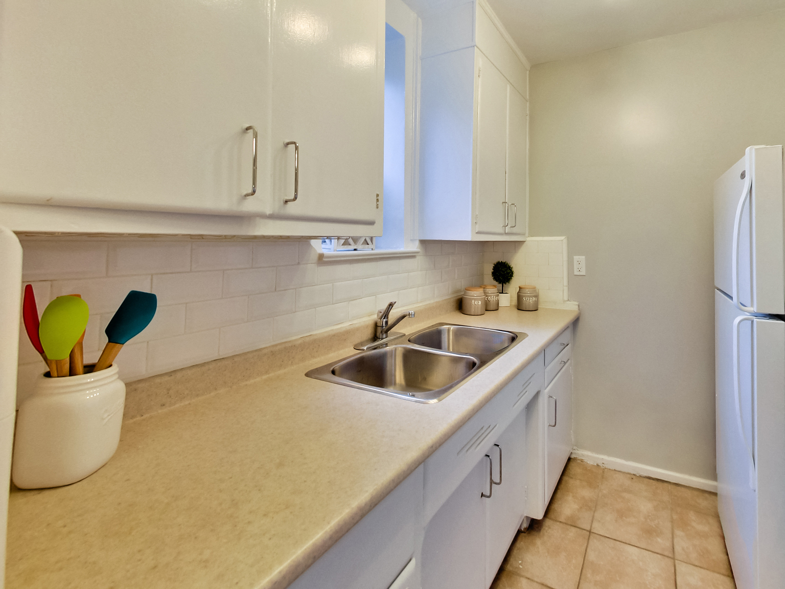 Edgewood Terrace - Photo 26