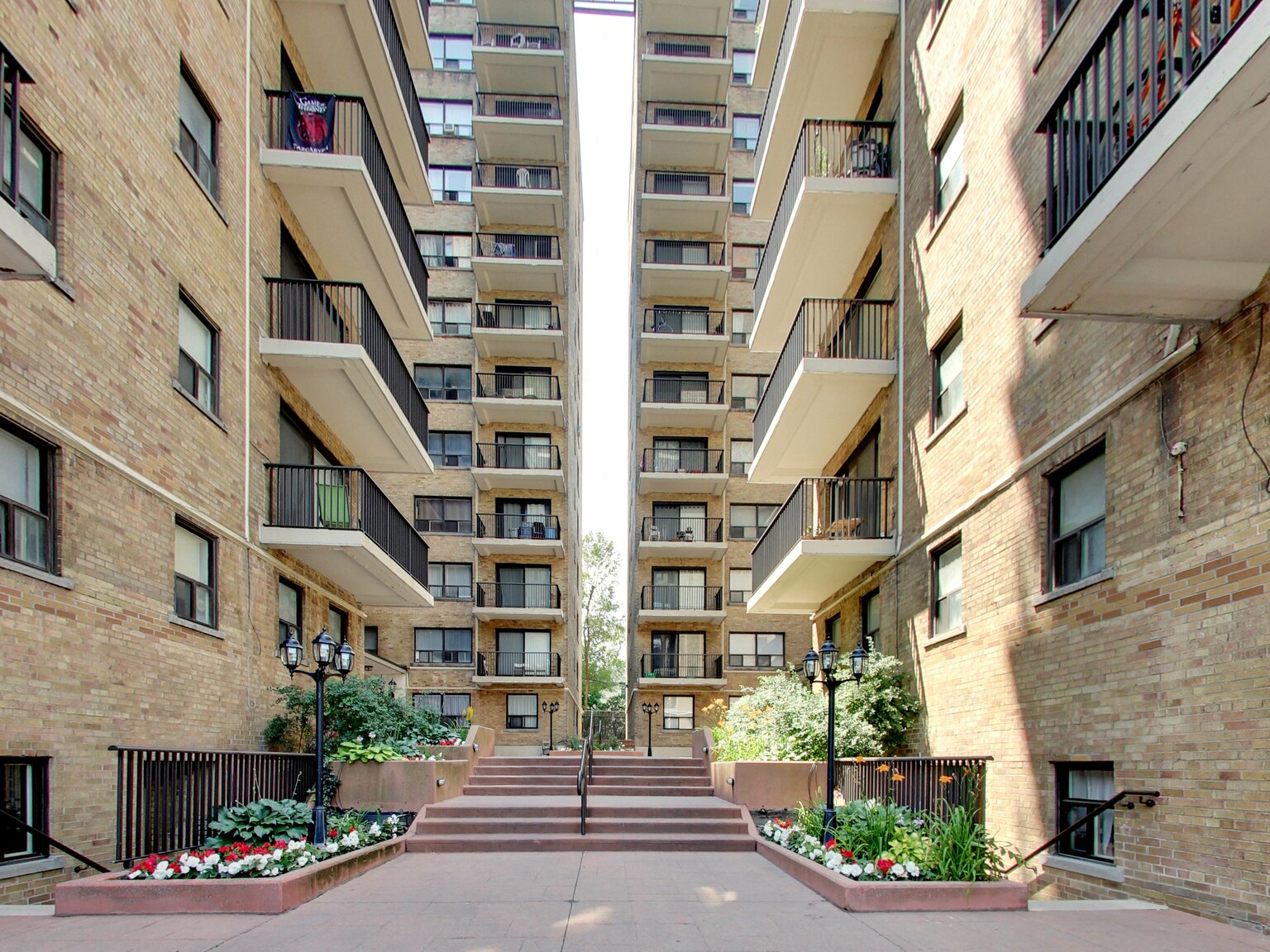 Park Terrace - Photo 4