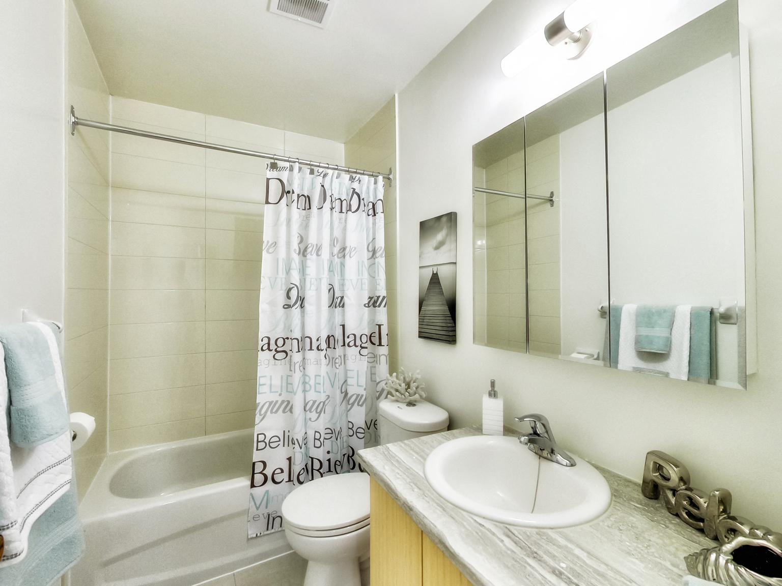 414 Willowdale - Photo 2