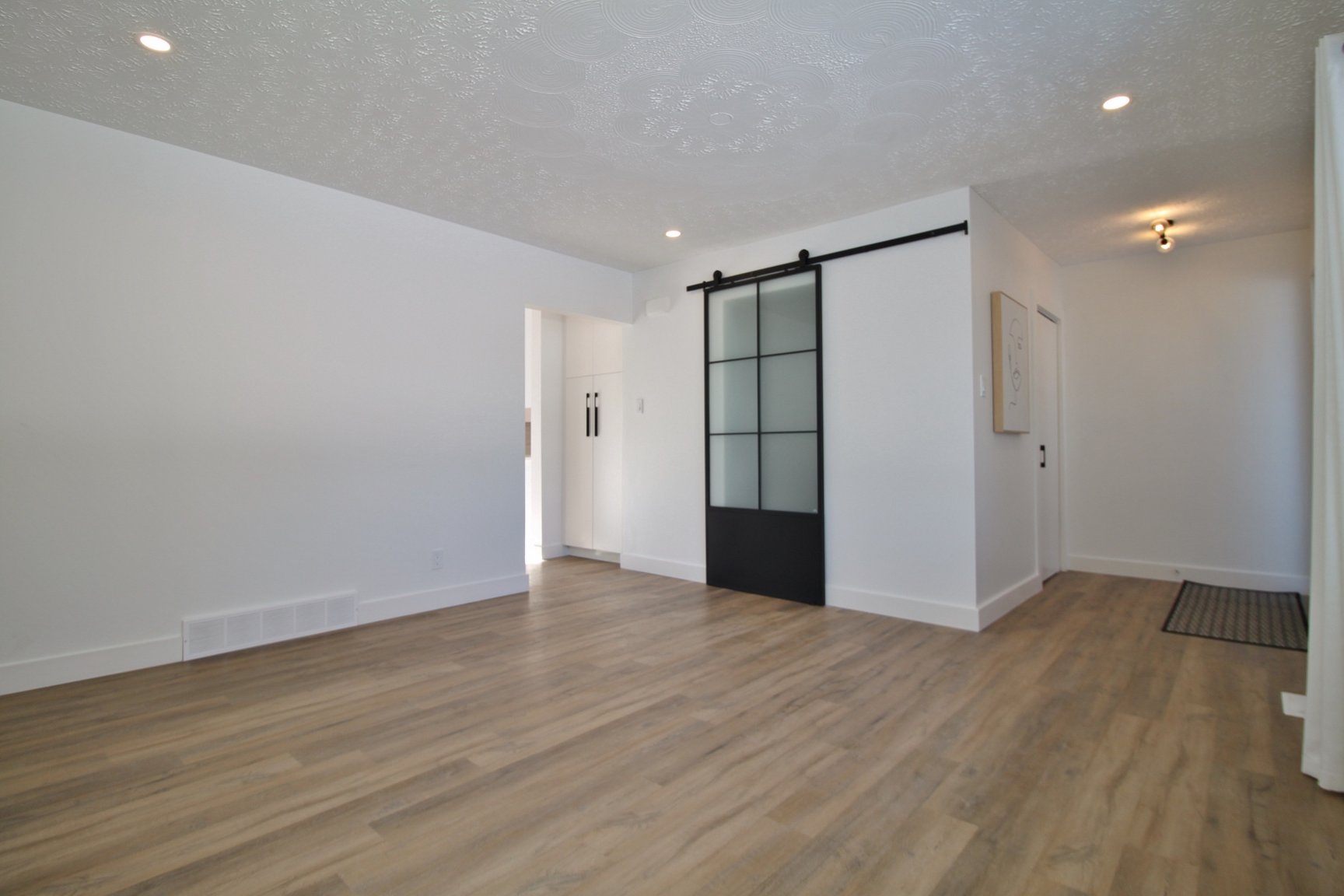 2138 Saunderson Dr - Photo 6