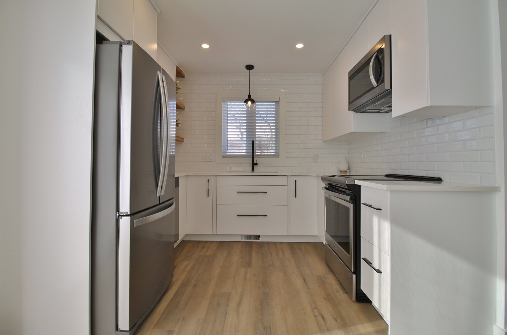 2138 Saunderson Dr - Photo 20