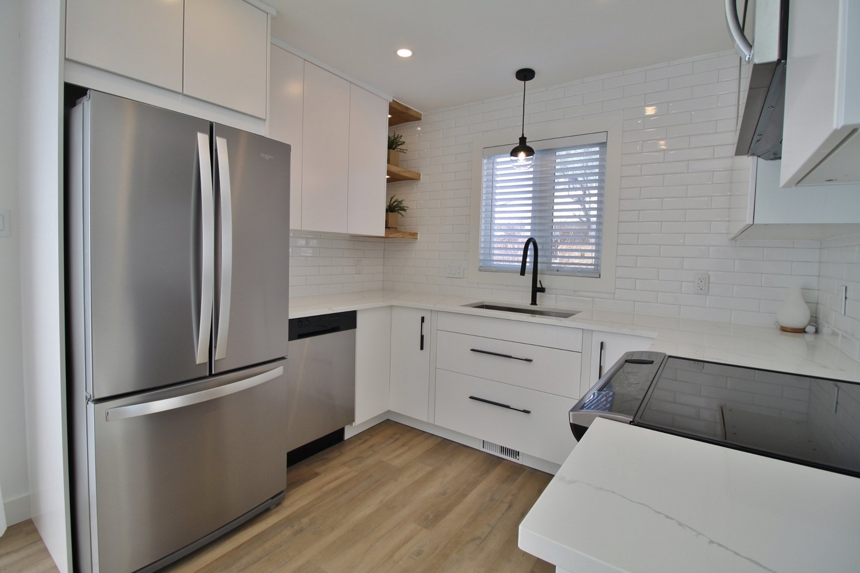 2138 Saunderson Dr - Photo 22