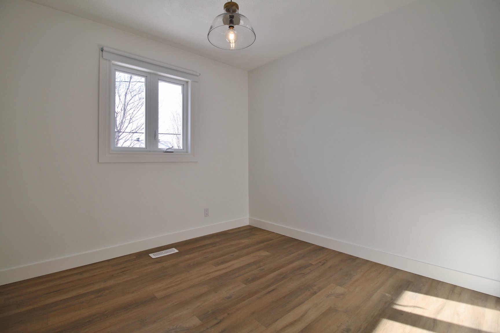 2138 Saunderson Dr - Photo 24