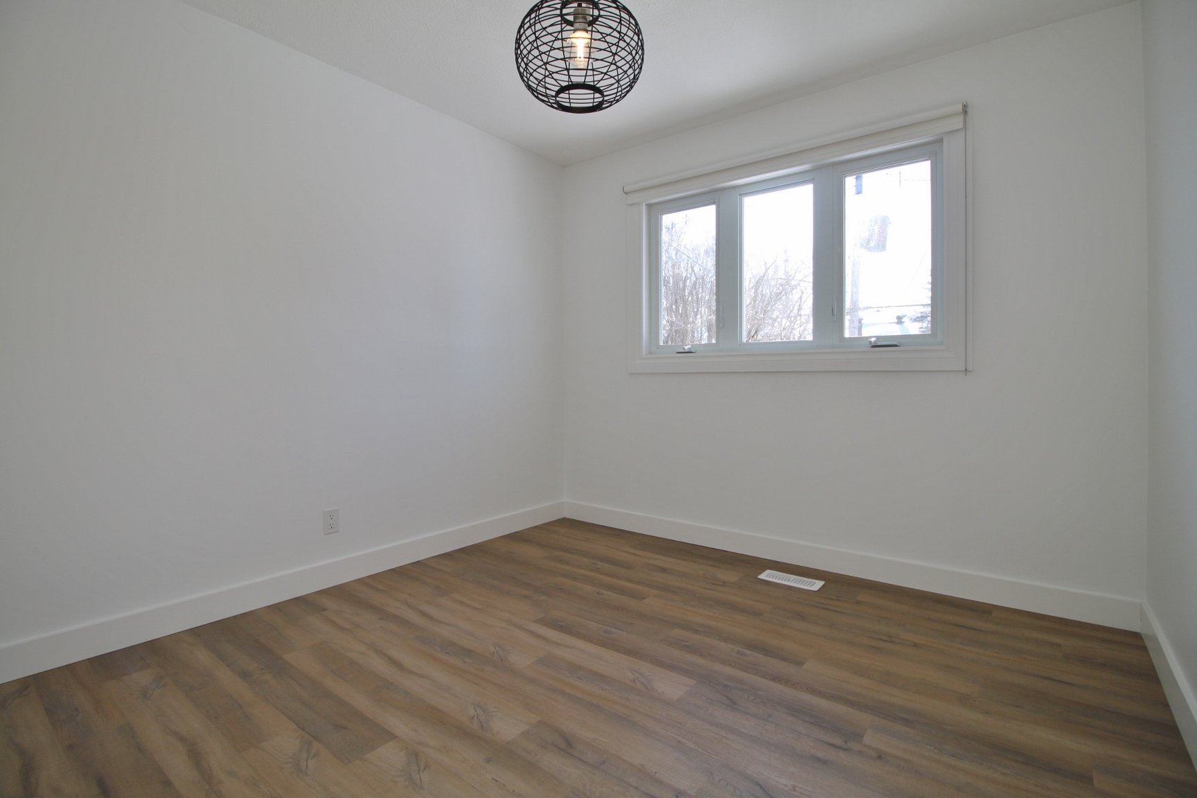 2138 Saunderson Dr - Photo 28
