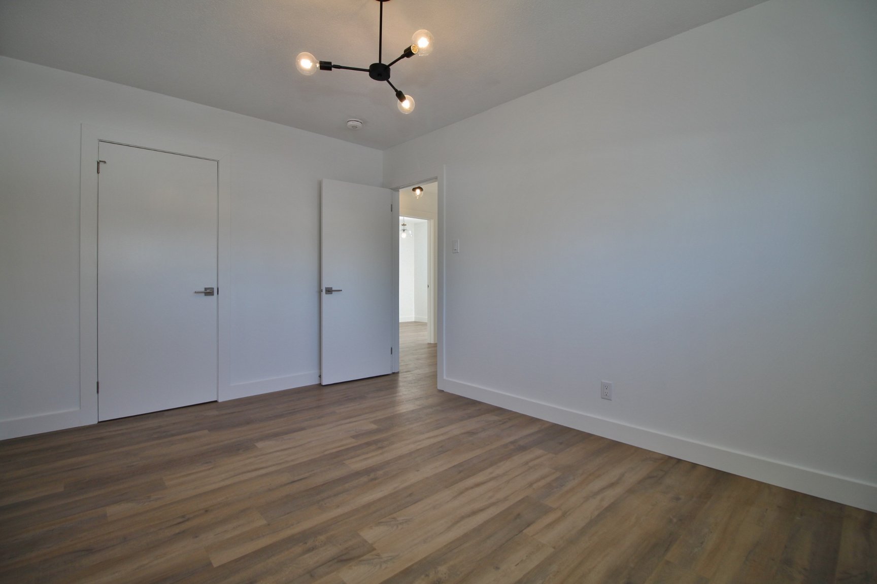 2138 Saunderson Dr - Photo 38