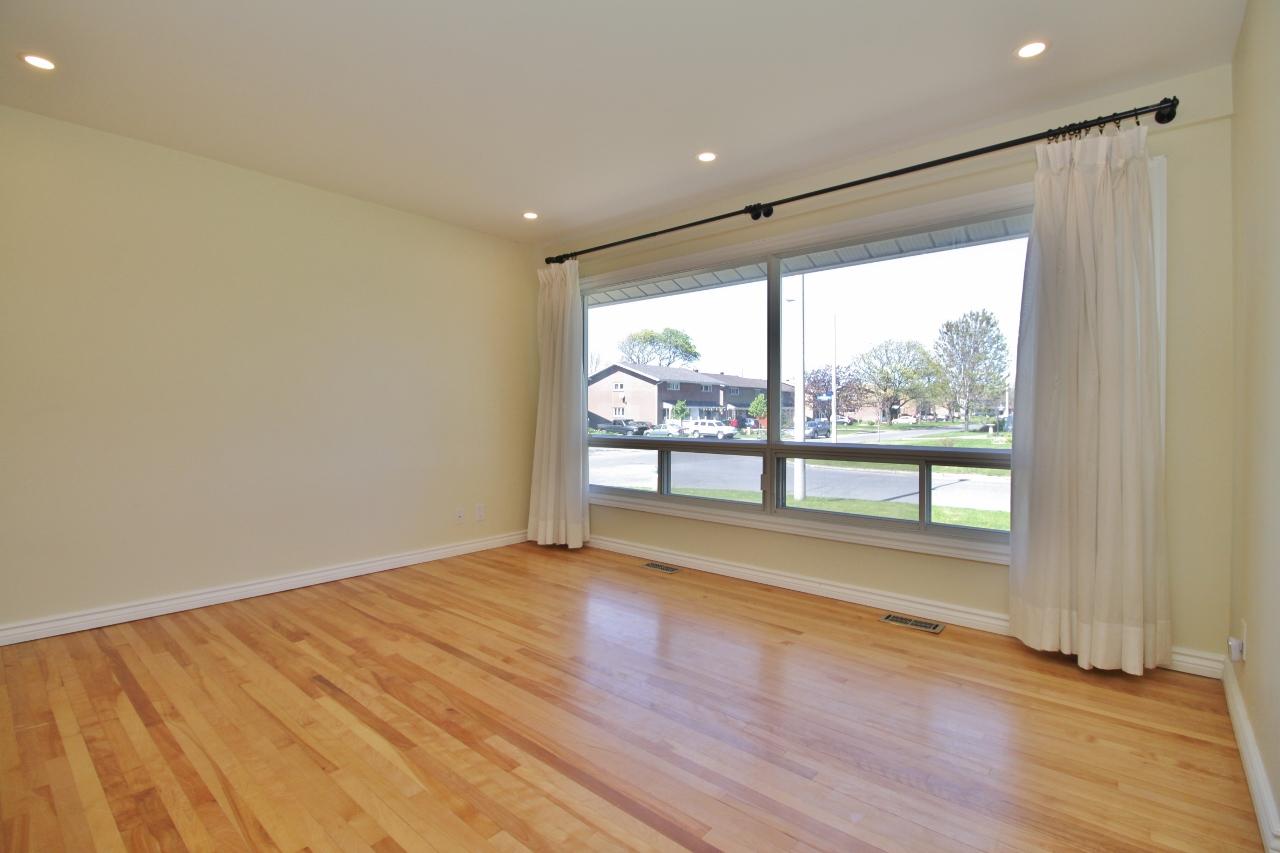 1126 Gateway Road - Photo 5