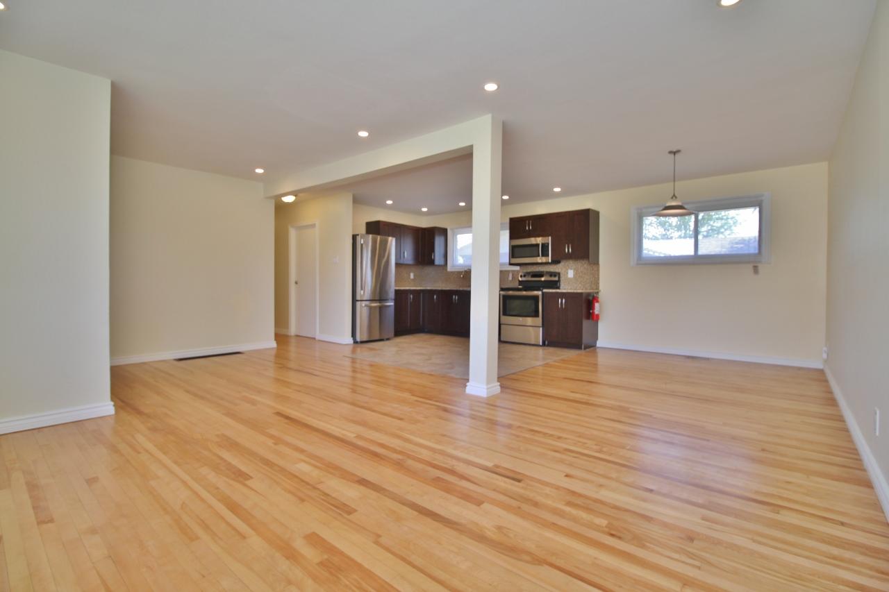 1126 Gateway Road - Photo 7