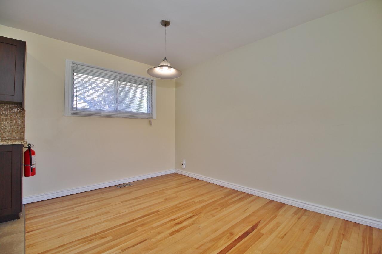 1126 Gateway Road - Photo 9