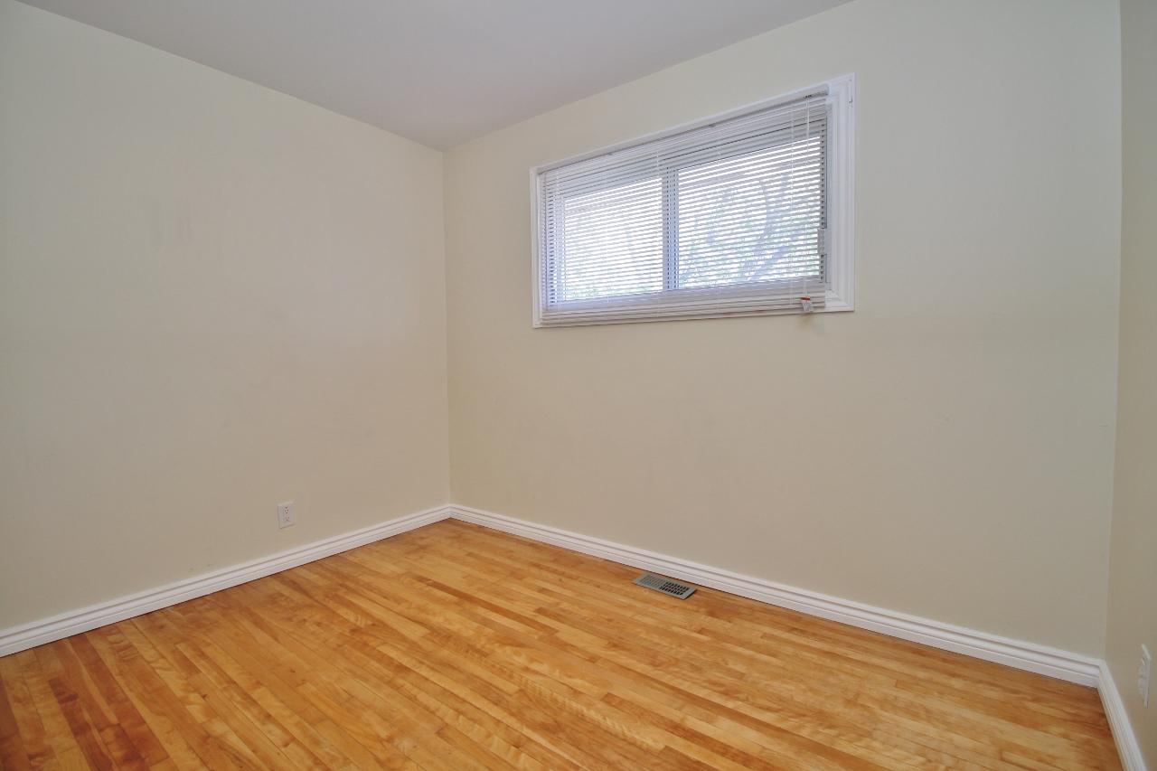 1126 Gateway Road - Photo 27