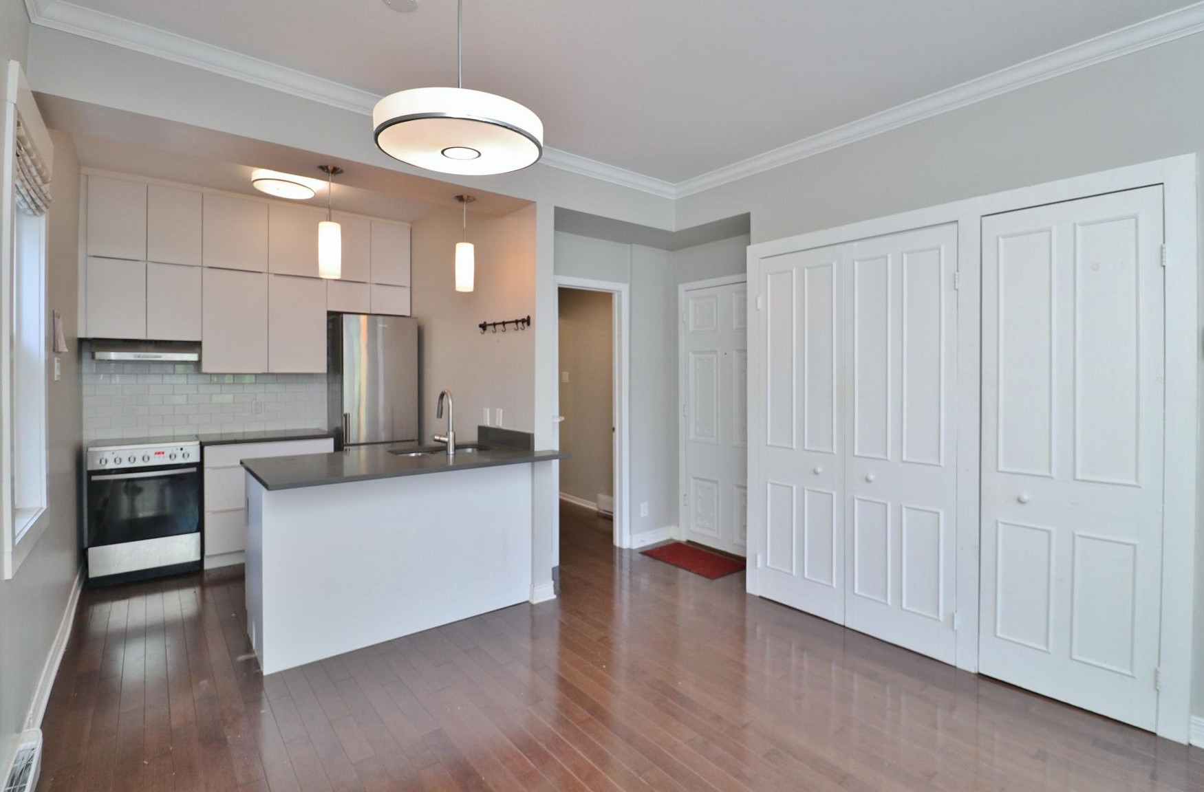 16 Sweetland Ave #3 - Photo 2