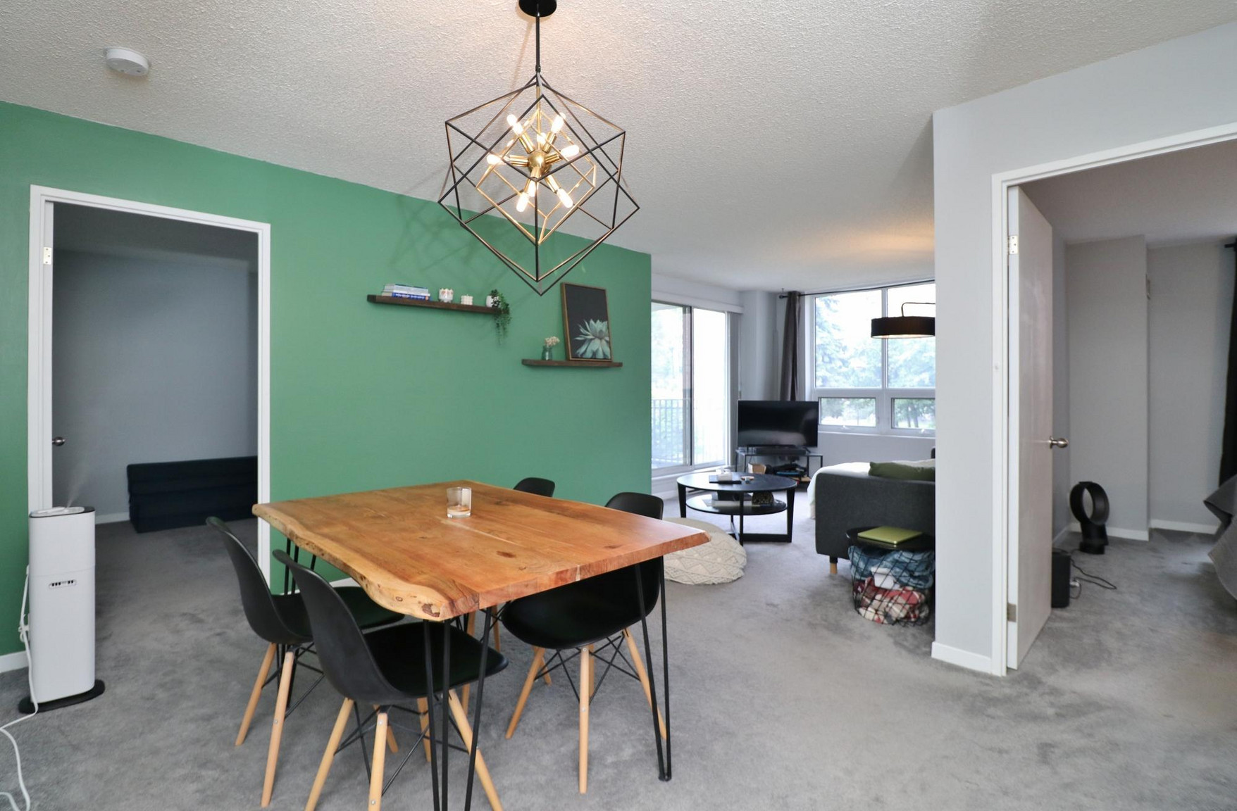 35 Holland Ave #302 - Photo 24