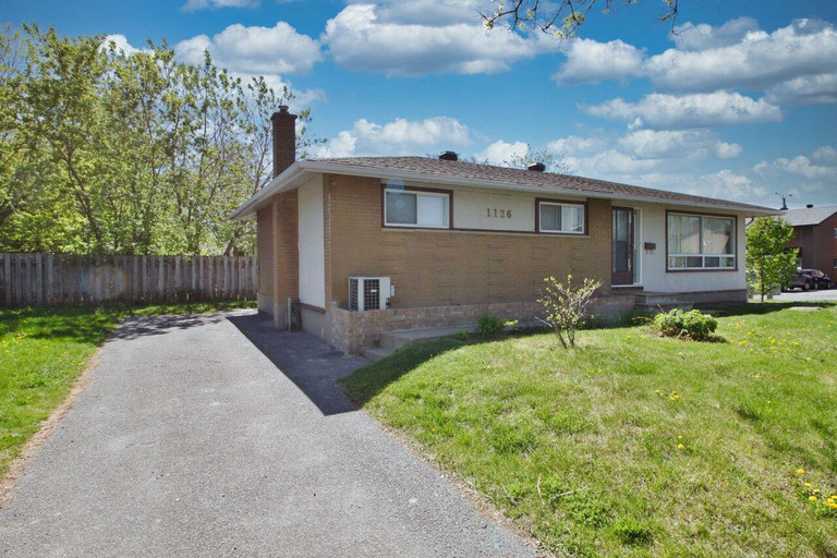 1126 Gateway Road