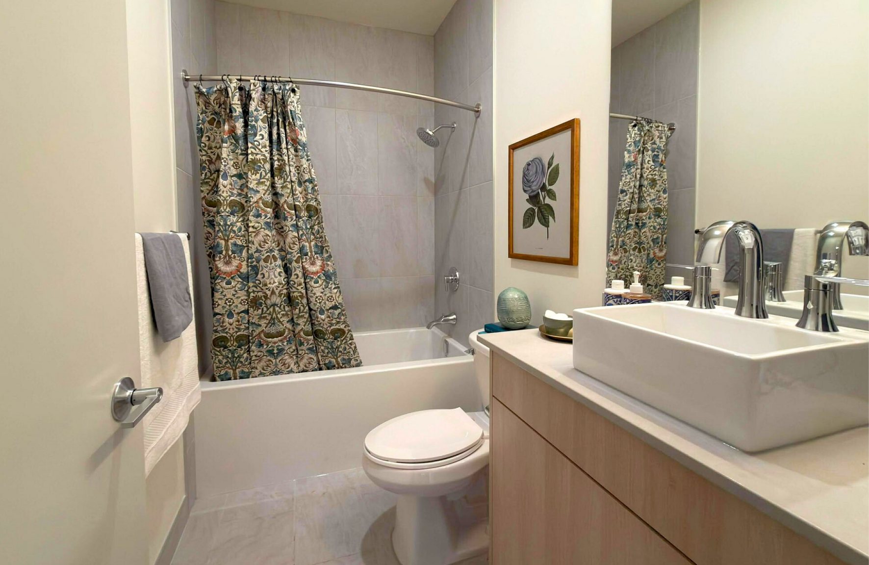 Eau Claire Residences - Photo 36