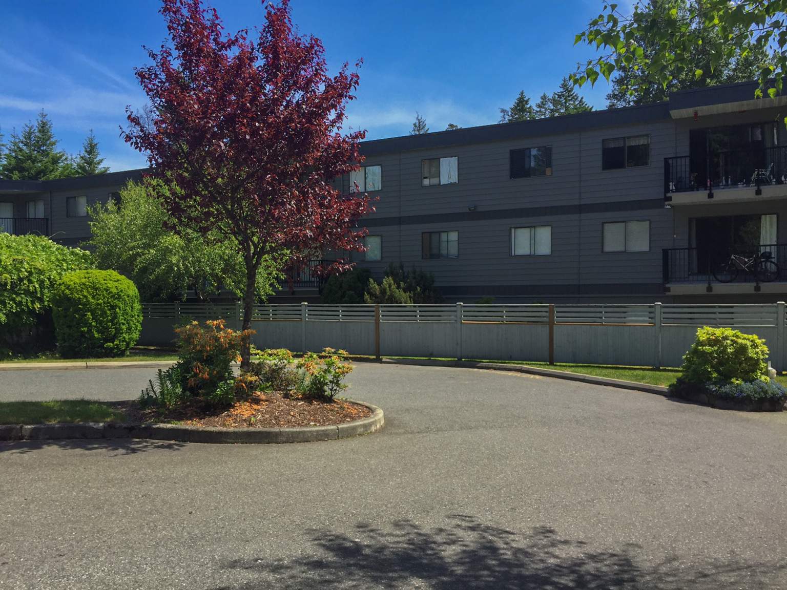 Tiffany Gardens Apartments - Photo 14