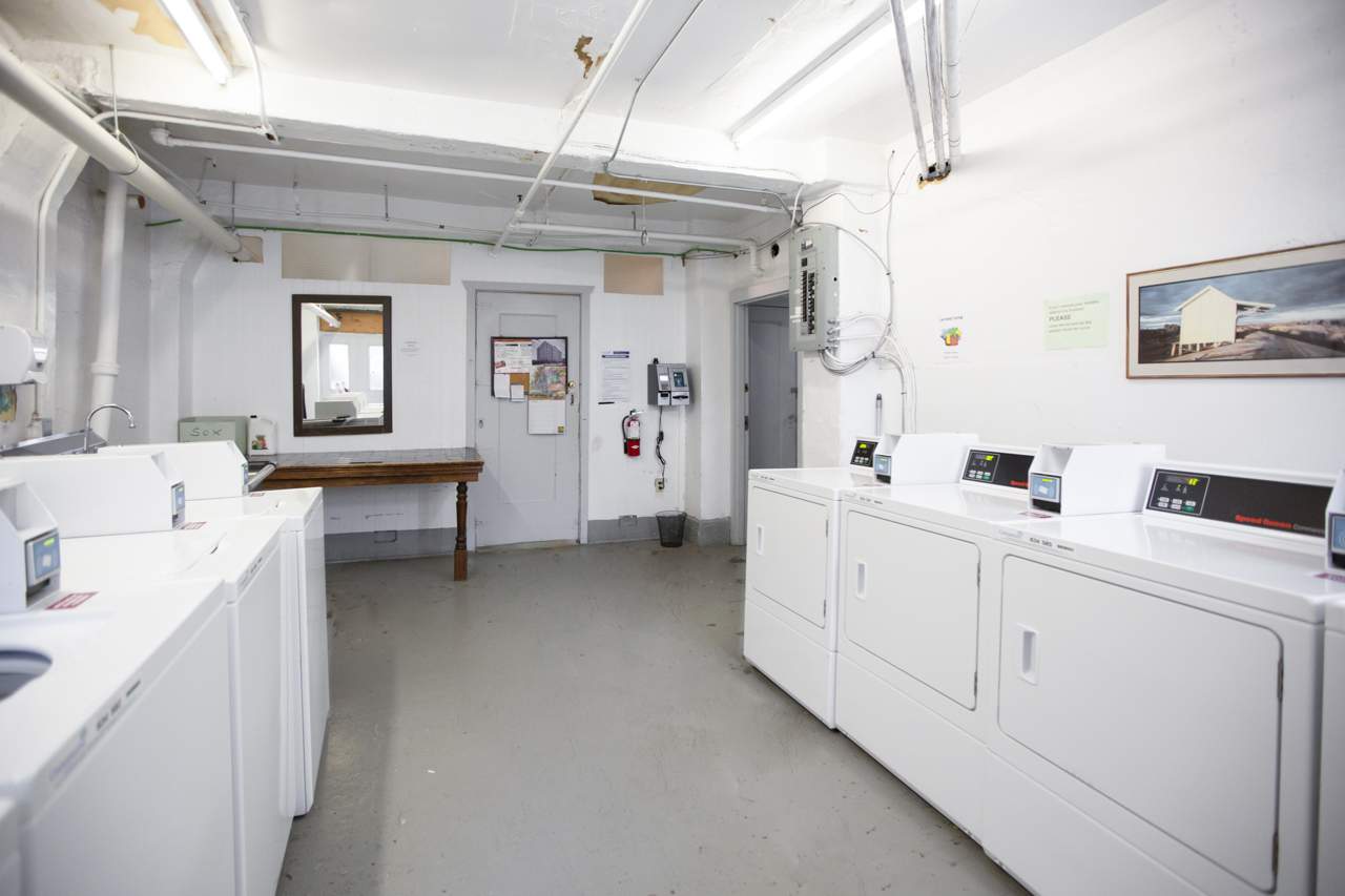 Strathmore Lodge Apartments - Photo 7