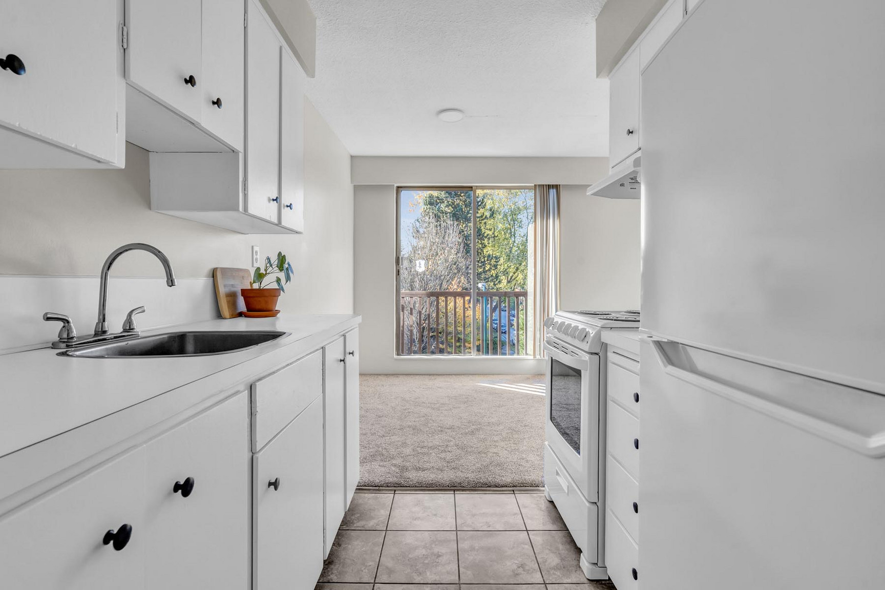 2320 Woodland Drive - Photo 4