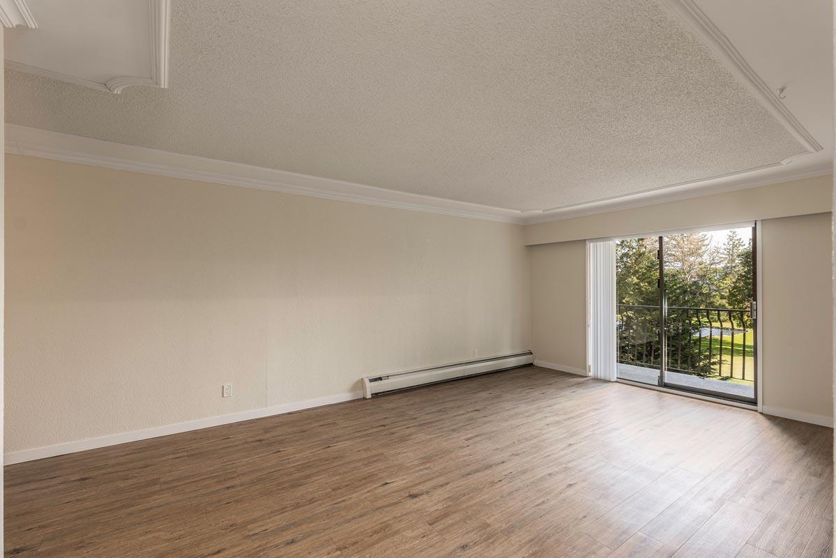 Highland Place Apartments - Photo 4