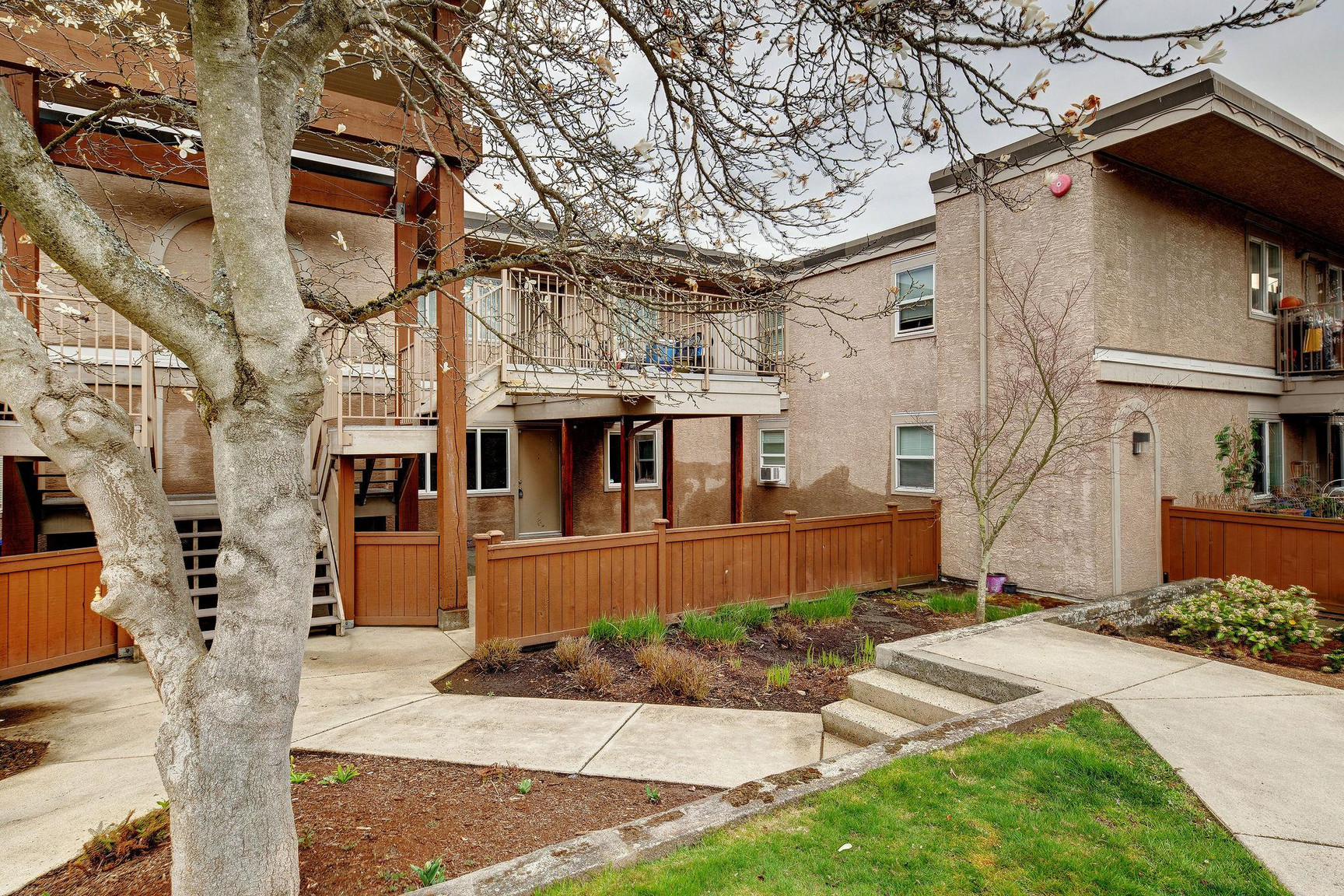 Quadra Village Apartments - Photo 13