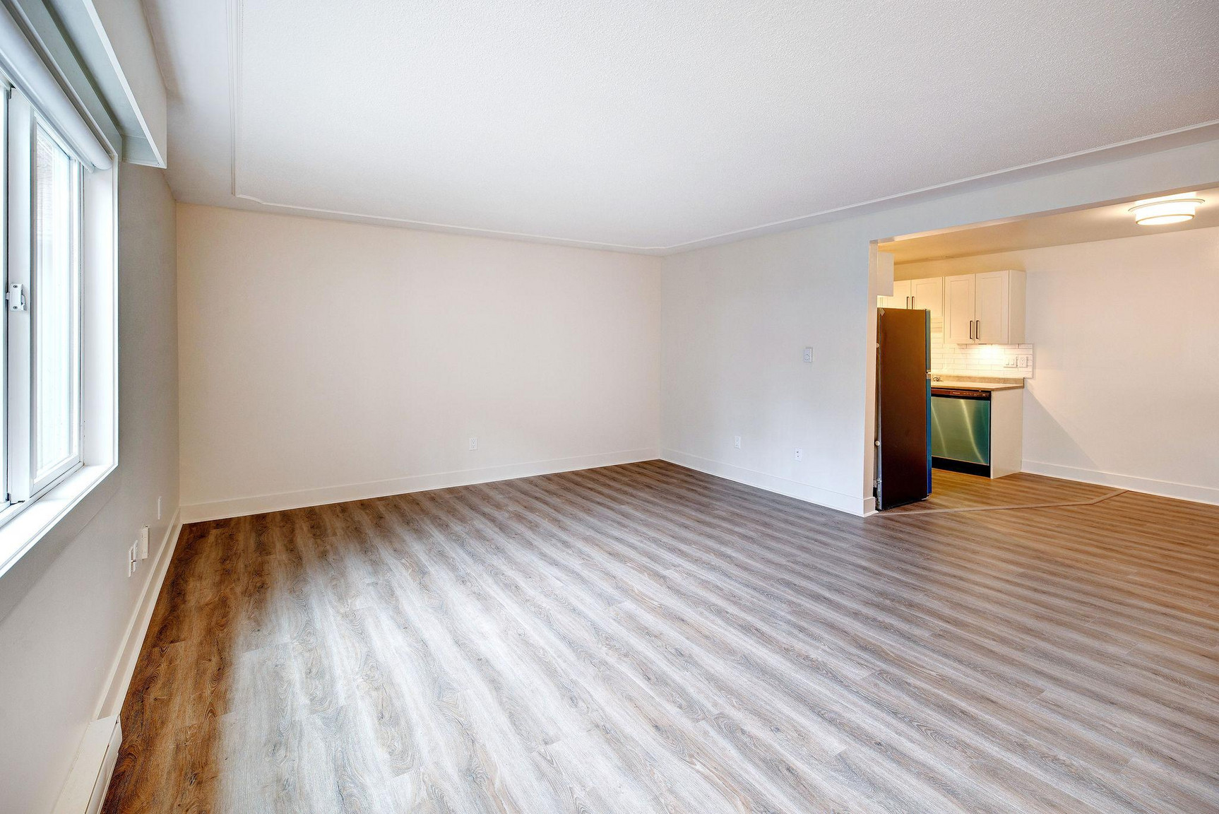 Quadra Village Apartments - Photo 3
