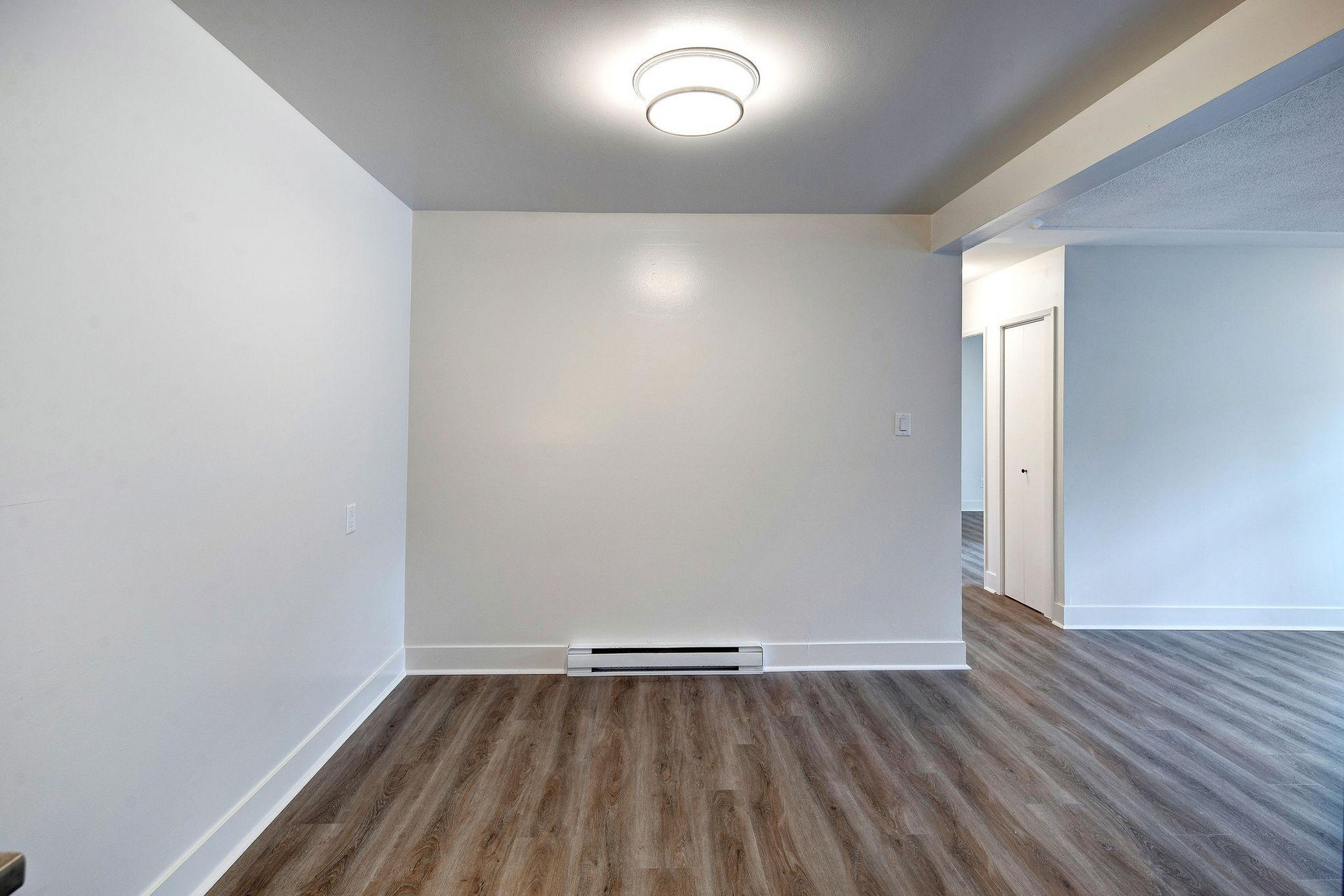 Quadra Village Apartments - Photo 4