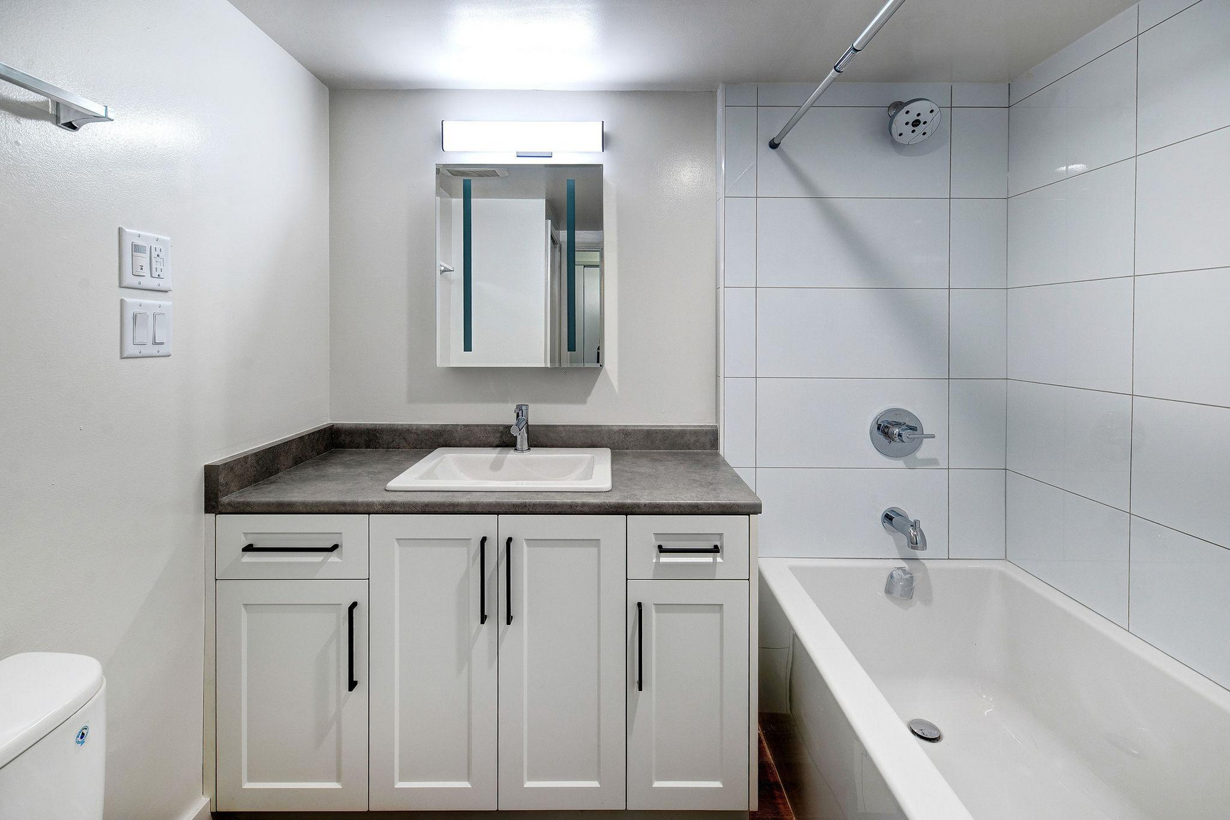 Quadra Village Apartments - Photo 10