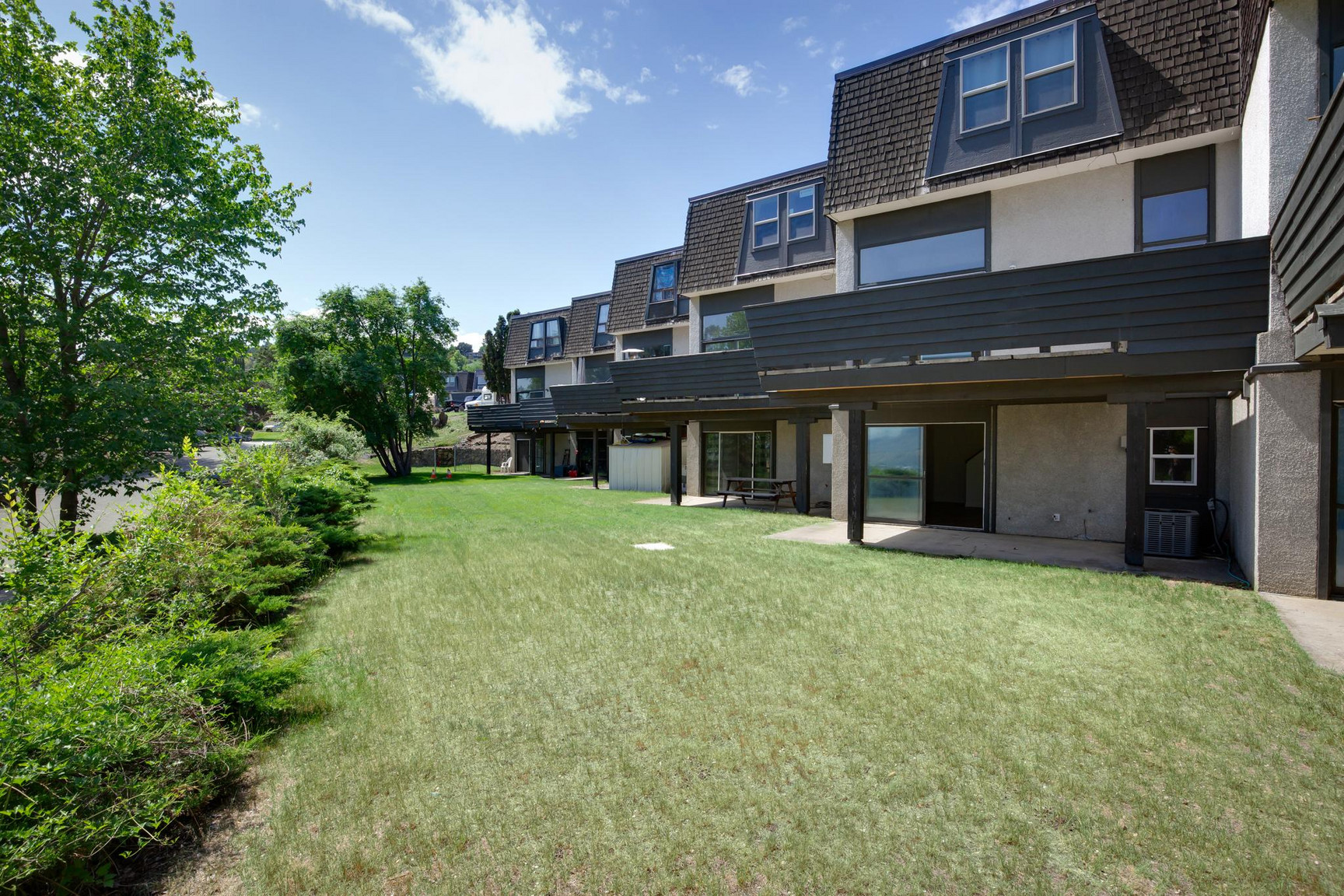 Highland Villas - Photo 11