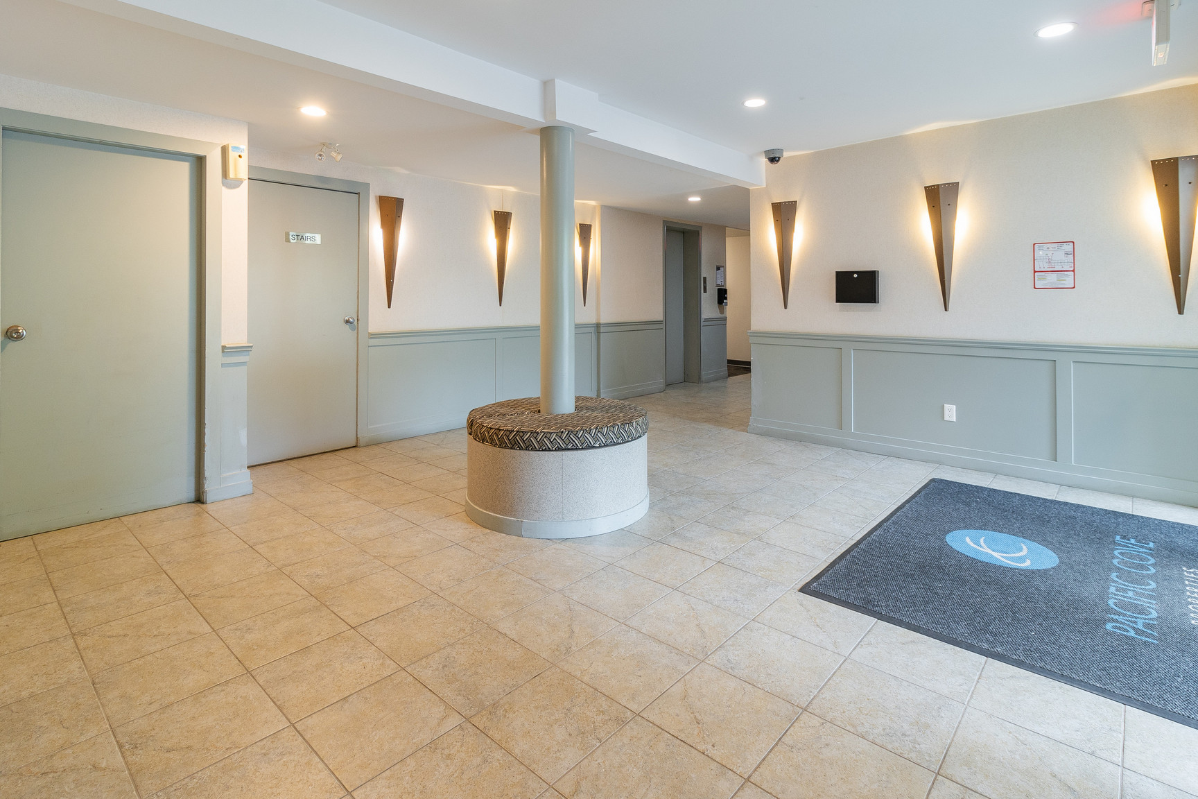 Tiffany Gardens Apartments - Photo 11