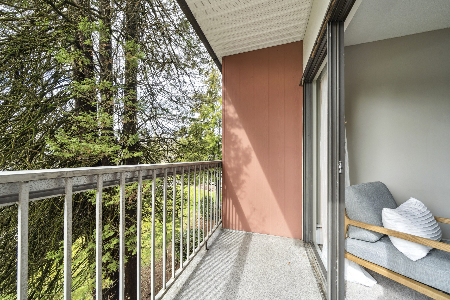 Surrey Gardens - Photo 12
