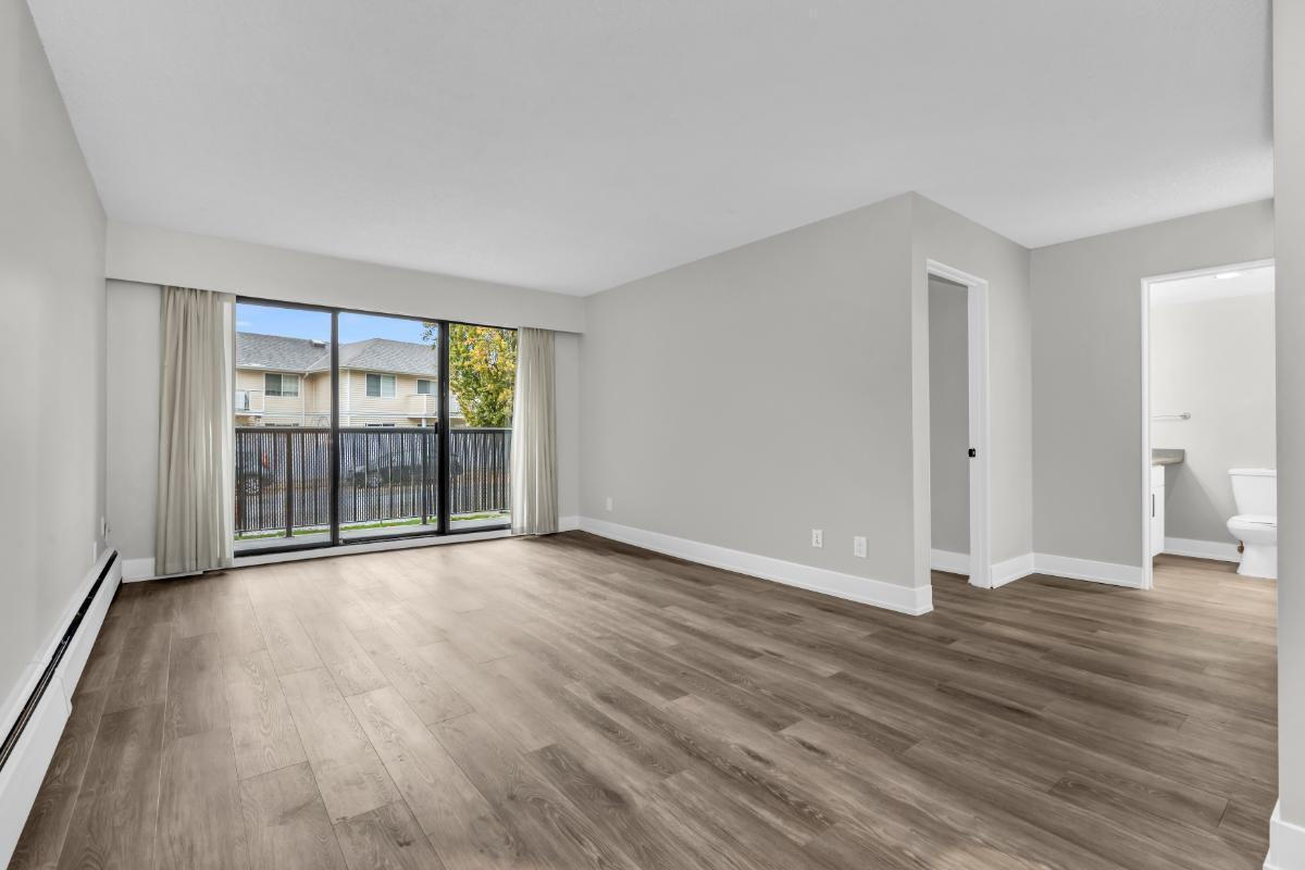 Maple Manor Apartments - Photo 7
