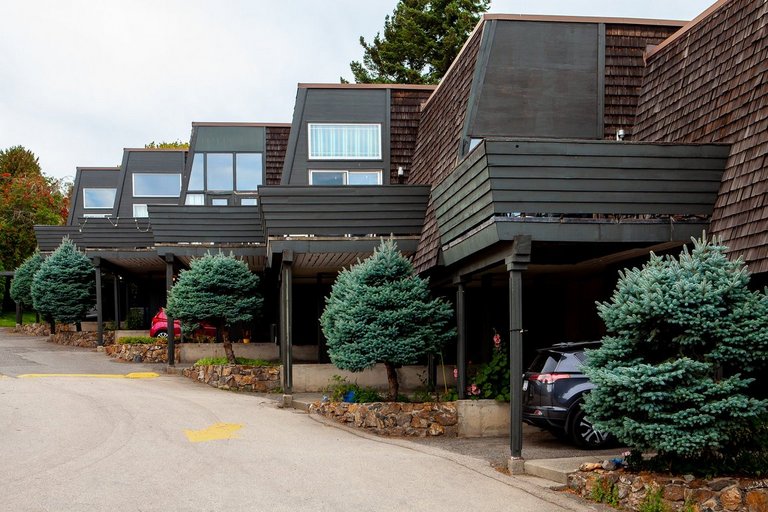 Highland Villas