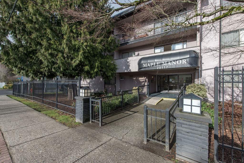 Maple Manor Apartments