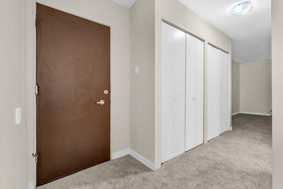 Maple Manor Apartments