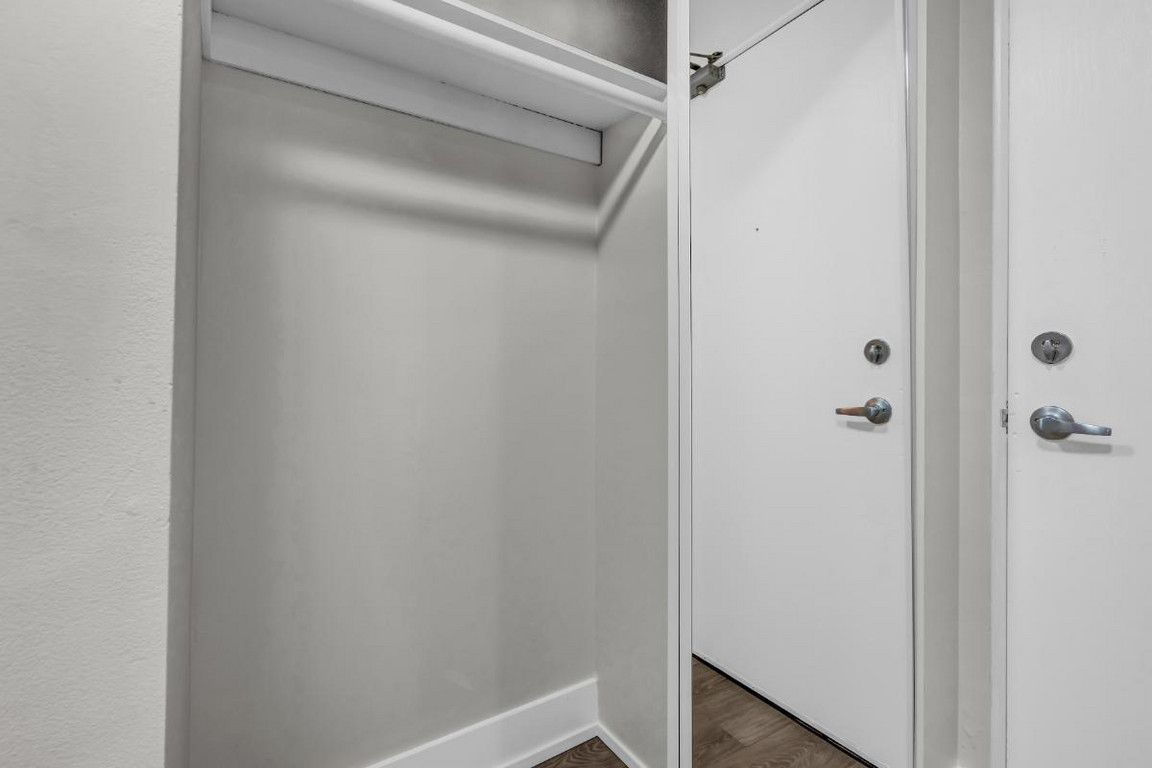 Maple Manor Apartments