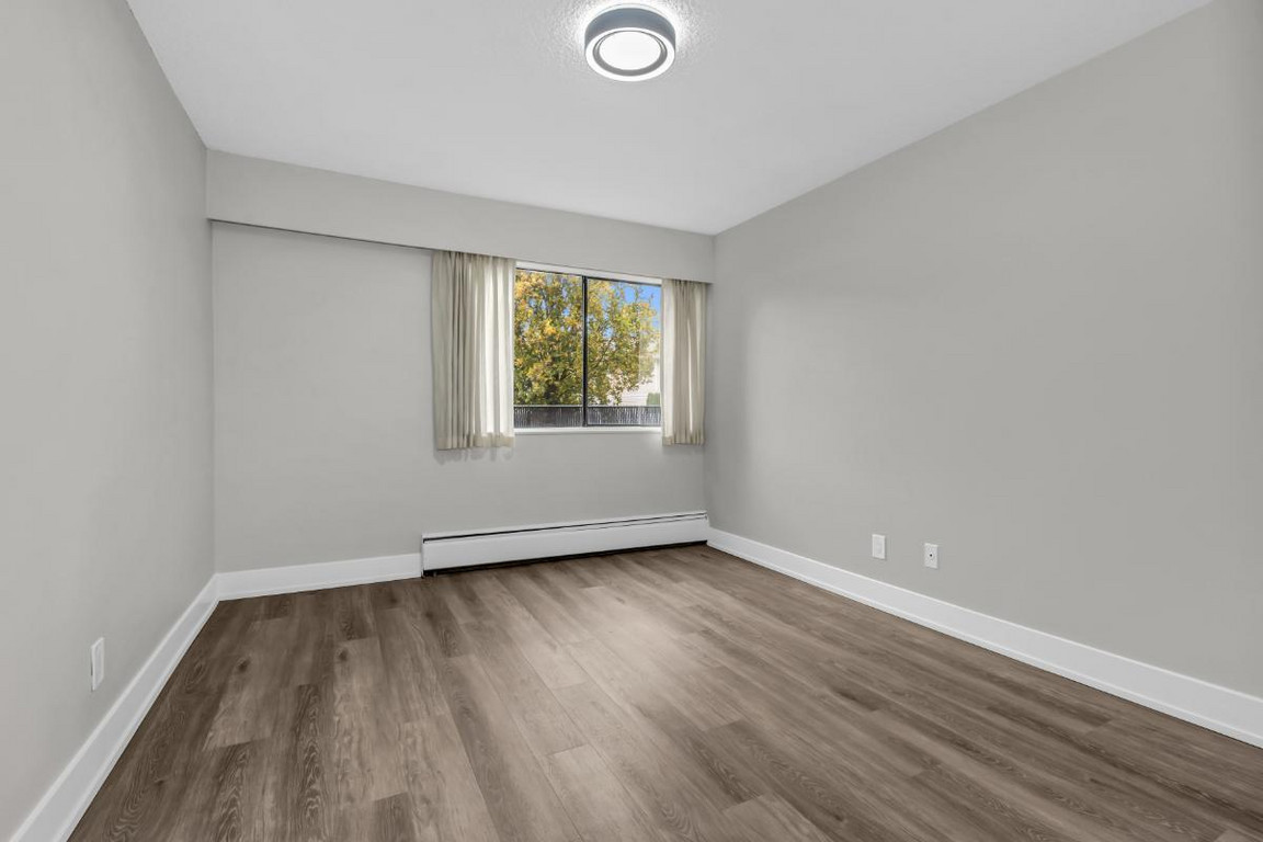 Maple Manor Apartments