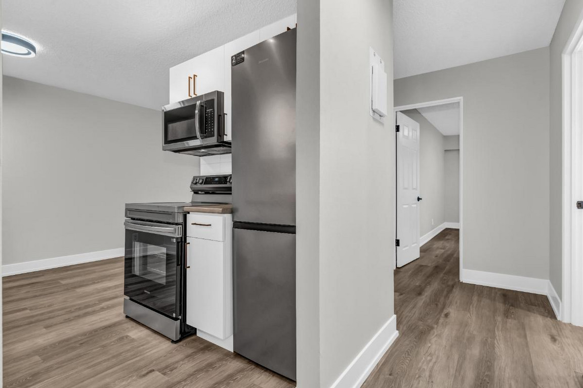 Maple Manor Apartments