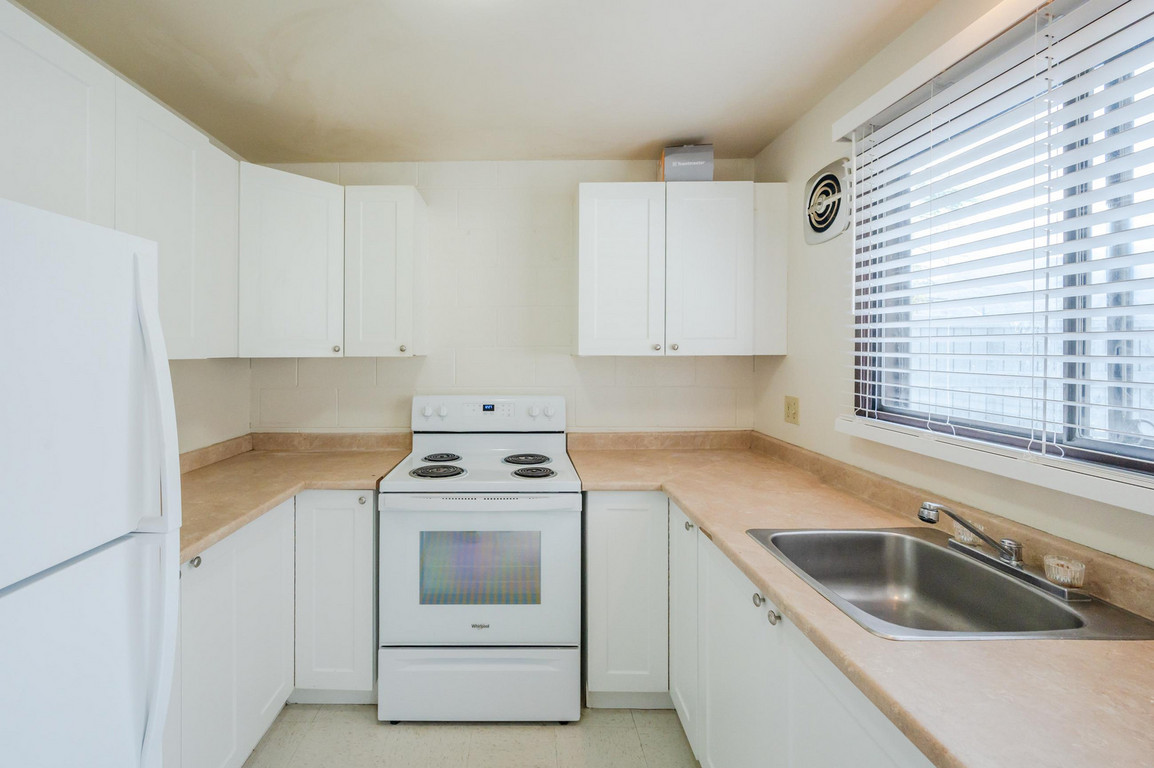 Ellis Creek Townhouses