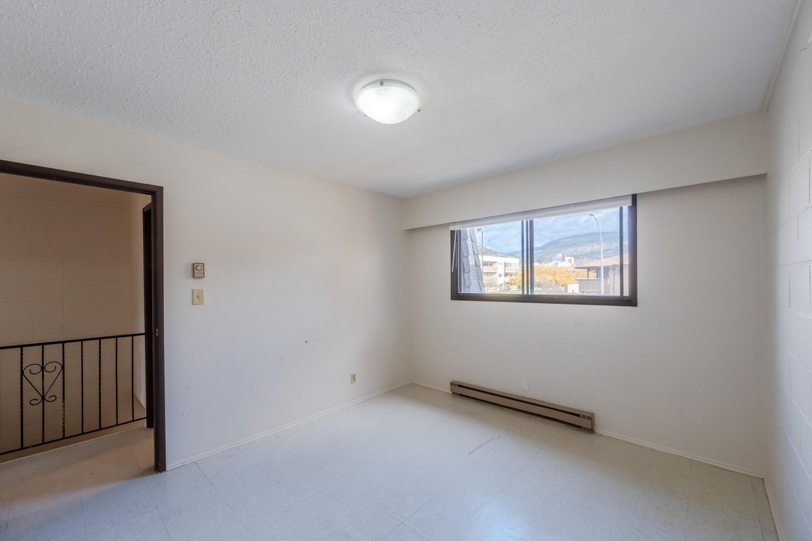 Ellis Creek Townhouses