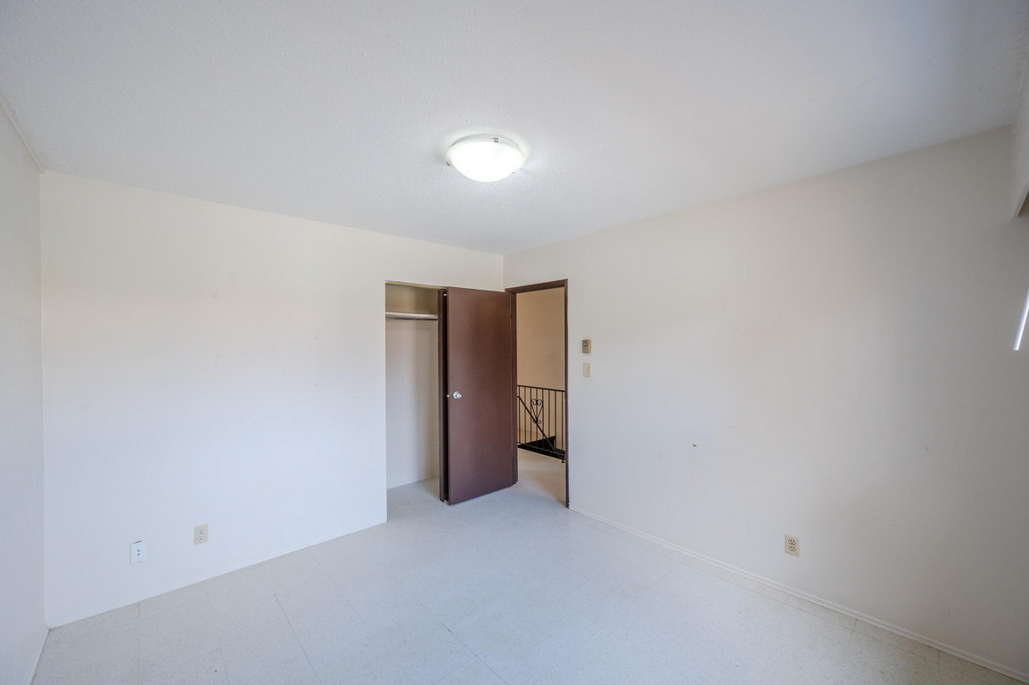 Ellis Creek Townhouses