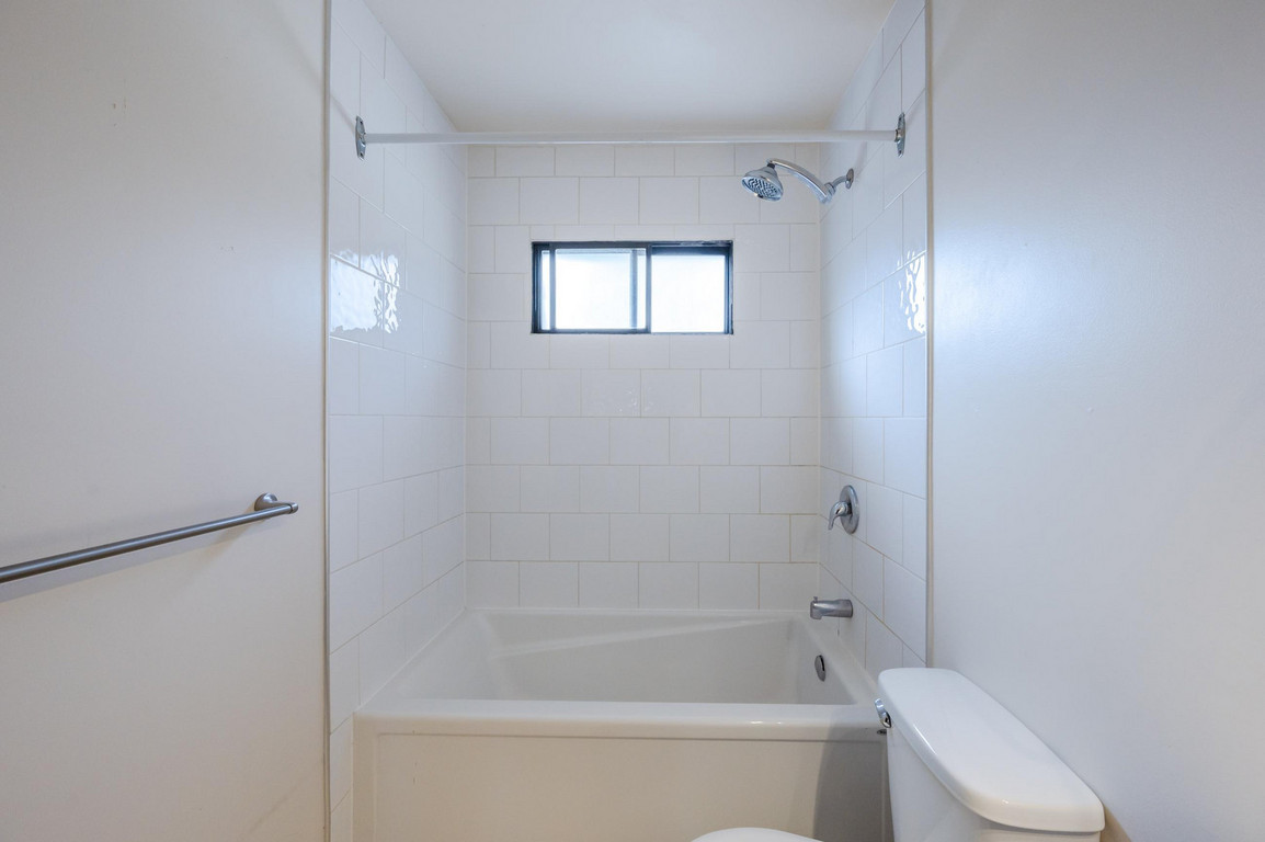 Ellis Creek Townhouses