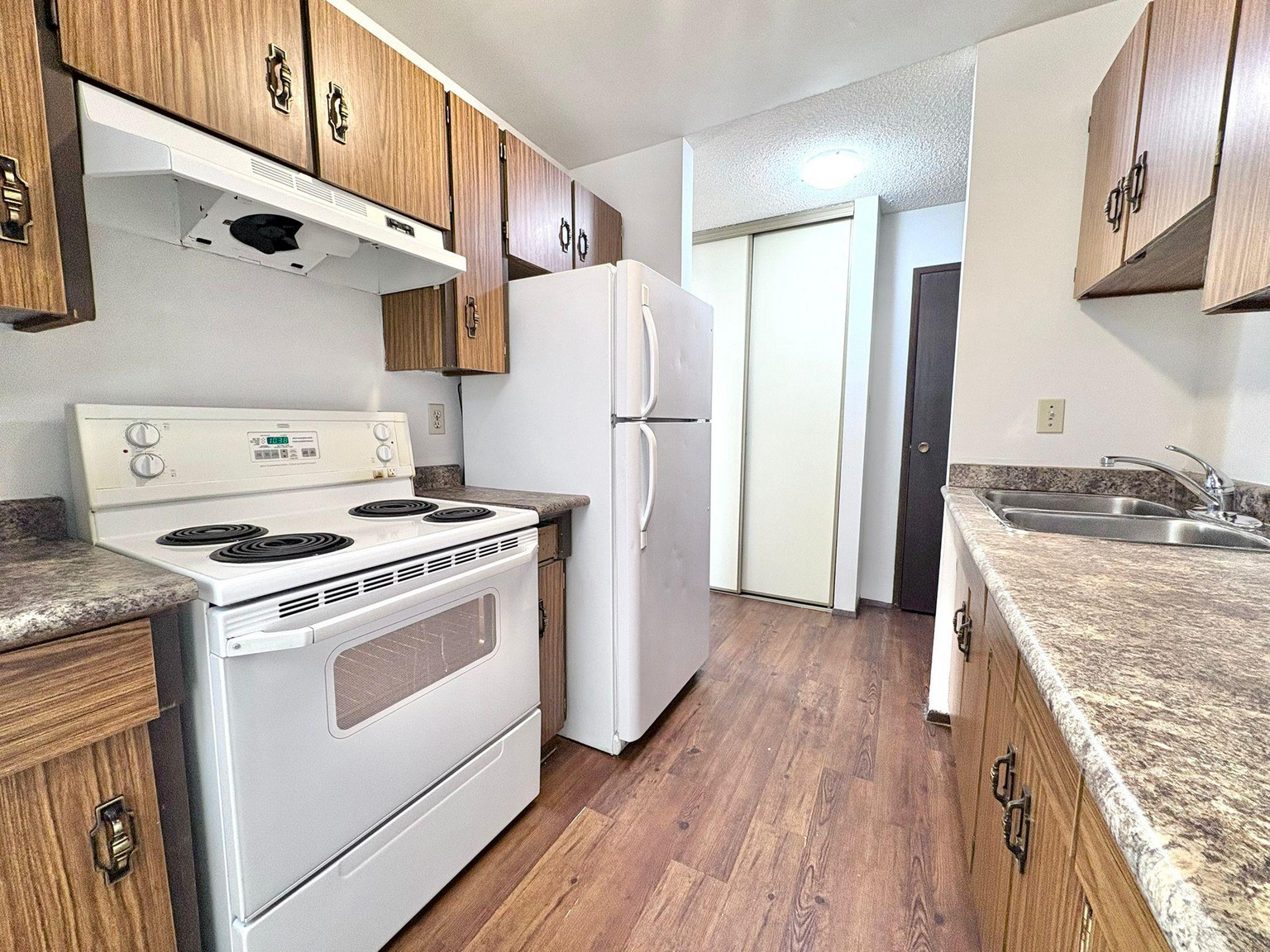 Amblewood Terrace - Photo 6