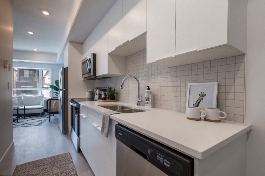 530 River Avenue - Photo 25