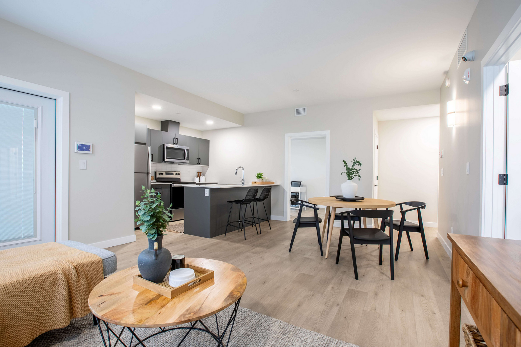 162 Scott Street - Photo 2