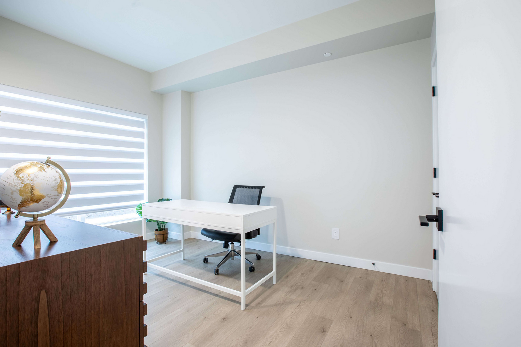 162 Scott Street - Photo 10