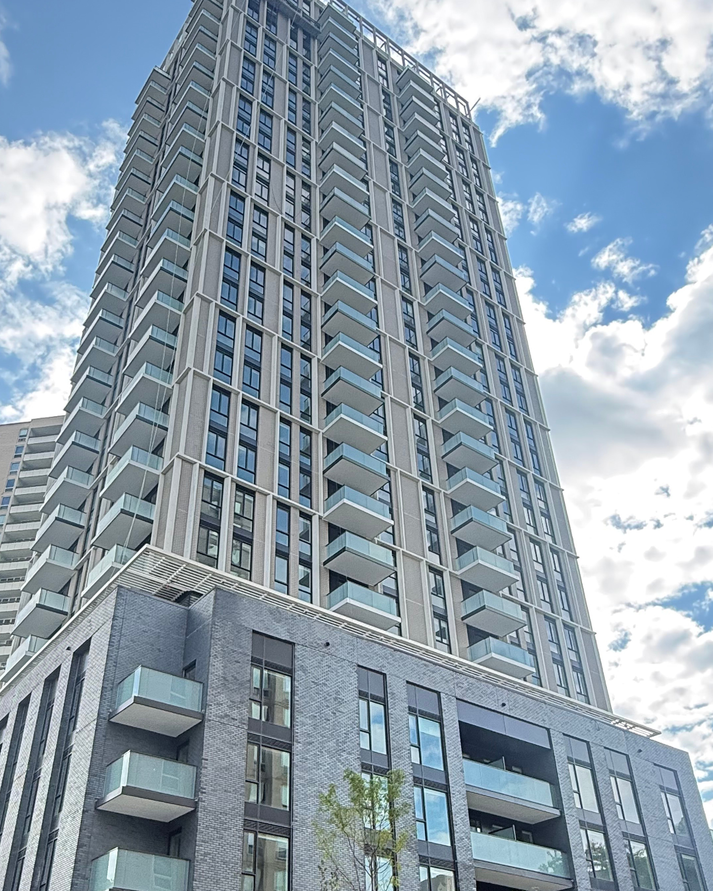 Post Image: Best New Apartments for Rent in Midtown Toronto: 235 Balliol Street