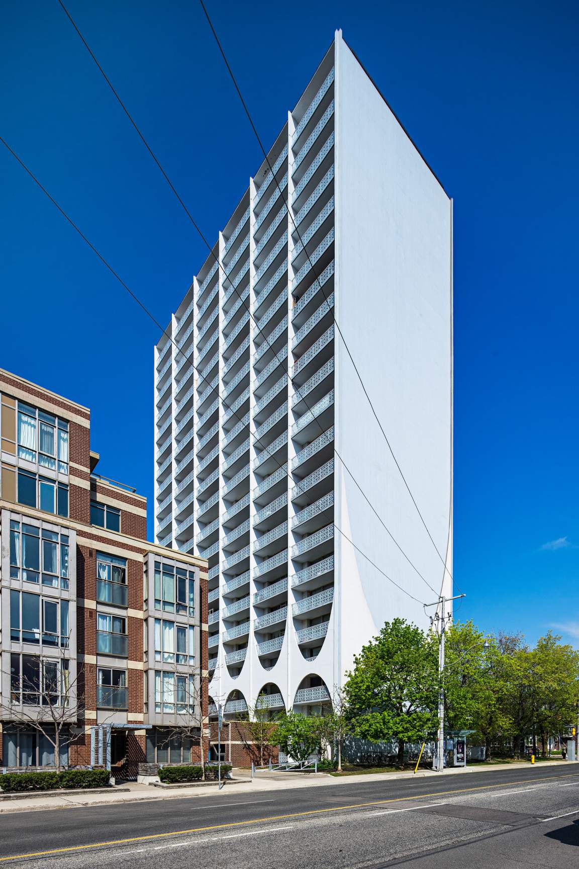 100 Spadina Road - Photo 2