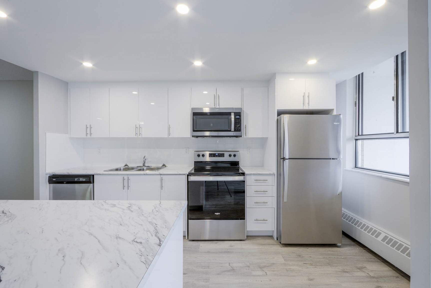 63, 73 & 120 Widdicombe Hill Blvd. - Photo 21
