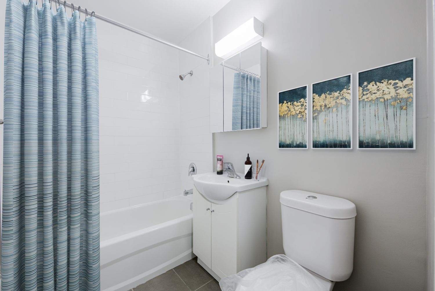 121, 131 Minerva Avenue, 3744 St. Clair Ave. E. - Photo 12